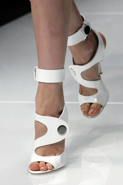 Look 5